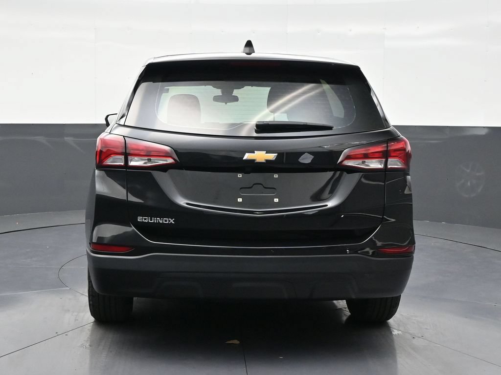Used 2024 Chevrolet Equinox LS FWD image 4