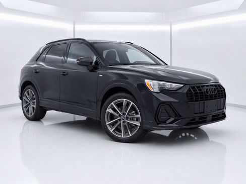 Certified 2022 Audi Q3 2.0T Premium w/ Black Optic Sport Package AWD/4WD image 2