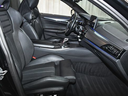 Used 2023 BMW M5 w/ Executive Package AWD/4WD image 61
