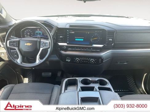 Used 2024 Chevrolet Silverado 1500 LT AWD/4WD image 10