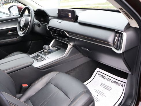 Certified 2024 MAZDA CX-90 Plug-In Hybrid w/ Premium Pkg image 9