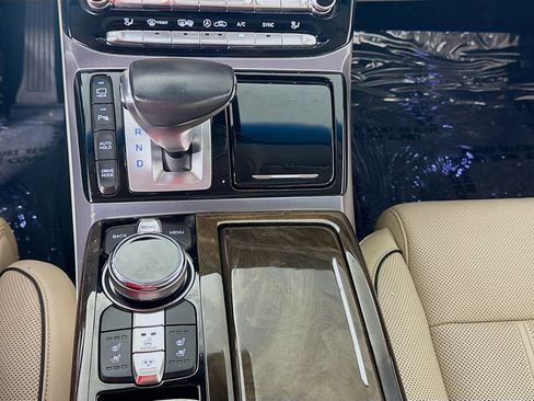 Used 2017 Genesis G90 5.0 Ultimate image 19