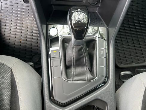 Used 2024 Volkswagen Taos S FWD image 35