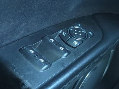 Used 2016 Lincoln MKX Reserve w/ Cargo Utility Package FWD image 20
