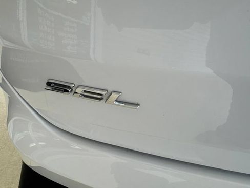 Used 2024 Ford Edge SEL w/ Convenience Package AWD/4WD image 36