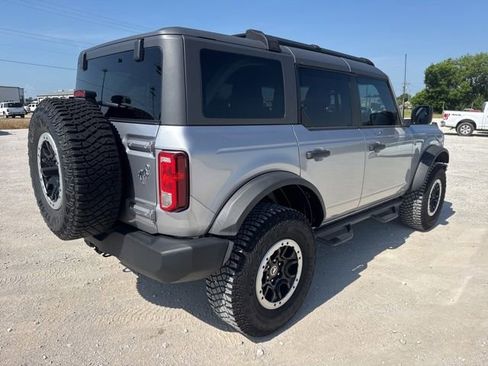 Used 2023 Ford Bronco Big Bend w/ Sasquatch Package AWD/4WD image 5
