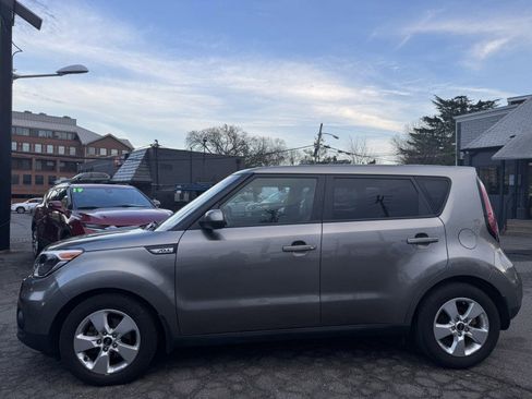 Used 2019 Kia Soul w/ Convenience Package image 7
