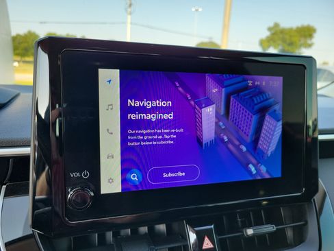 Used 2023 Toyota Corolla LE image 21