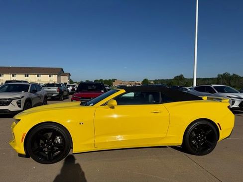 Used 2017 Chevrolet Camaro LT w/ RS Package RWD image 6