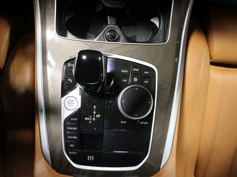 Used 2022 BMW X5 xDrive40i w/ Premium Package image 14