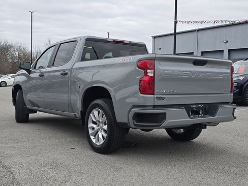 Used 2024 Chevrolet Silverado 1500 Custom image 17