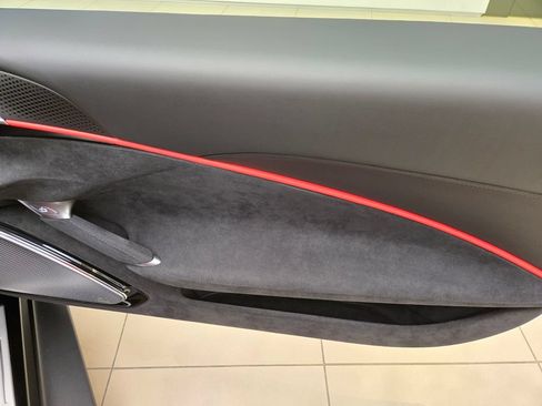 Used 2024 Ferrari Roma RWD image 28