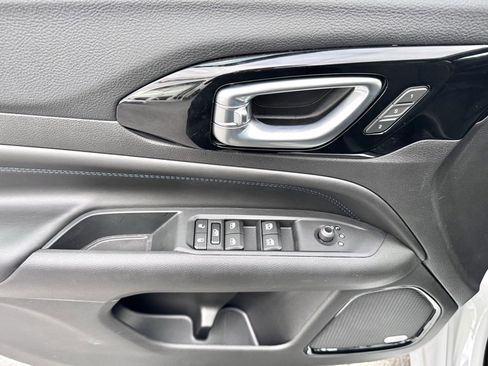 New 2025 Jeep Compass Limited w/ High Altitude Package image 9