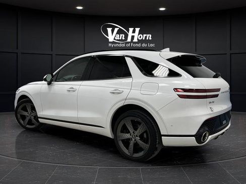 Used 2025 Genesis GV70 2.5T w/ Sport Prestige Package image 3