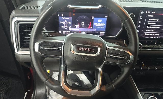 Used 2024 GMC Canyon Elevation w/ Convenience Package AWD/4WD image 7