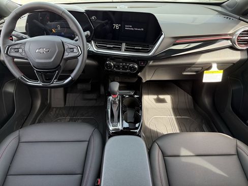 New 2026 Chevrolet Trax RS w/ Sunroof Package FWD image 10