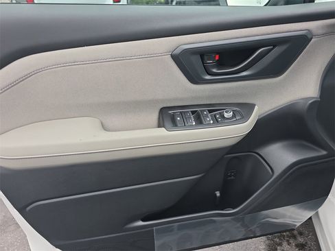 New 2026 Subaru Forester Premium image 13