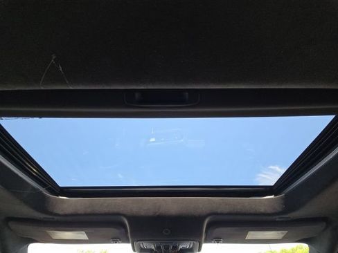 Used 2025 GMC Sierra 1500 Denali Ultimate image 42