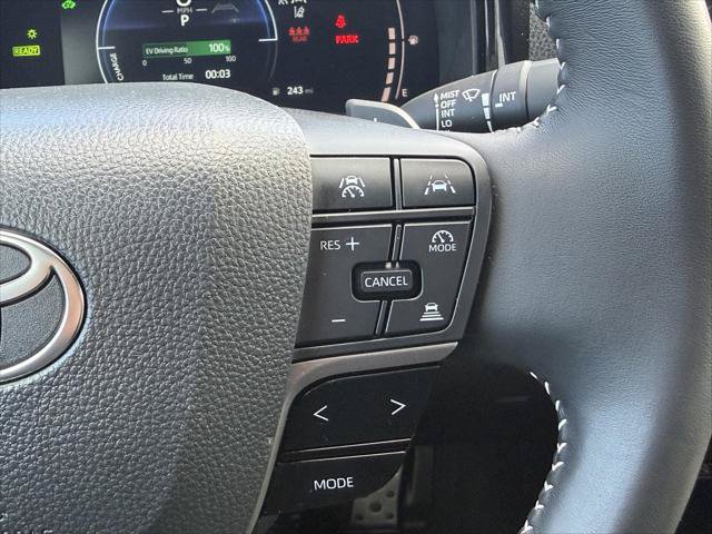 Certified 2025 Toyota Camry SE FWD image 23