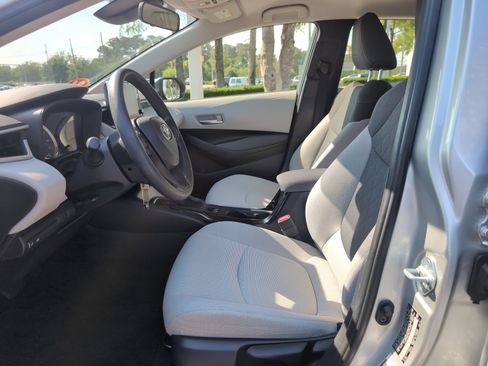 Certified 2021 Toyota Corolla LE FWD image 16