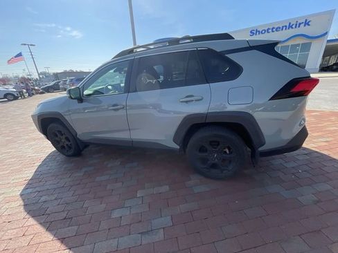 Used 2020 Toyota RAV4 TRD Off-Road image 12