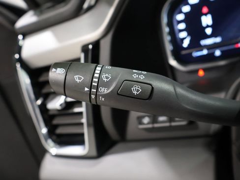 Used 2024 GMC Sierra 1500 Denali w/ Technology Package image 38