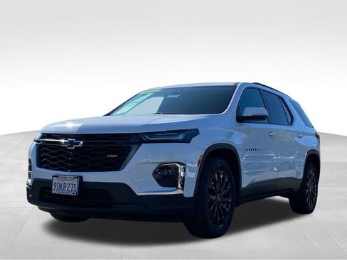 Certified 2023 Chevrolet Traverse RS w/ LPO, Cargo Package image 1