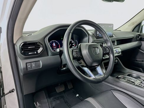 Used 2023 Honda Pilot EX-L image 10