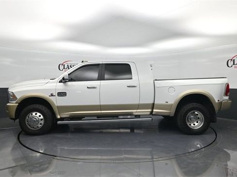Used 2015 RAM 3500 Laramie Longhorn image 2