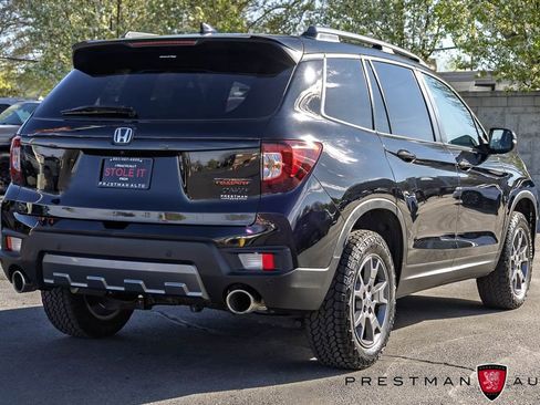 Used 2024 Honda Passport TrailSport image 19