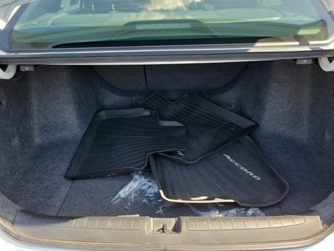 Used 2022 Honda Accord Sport image 8