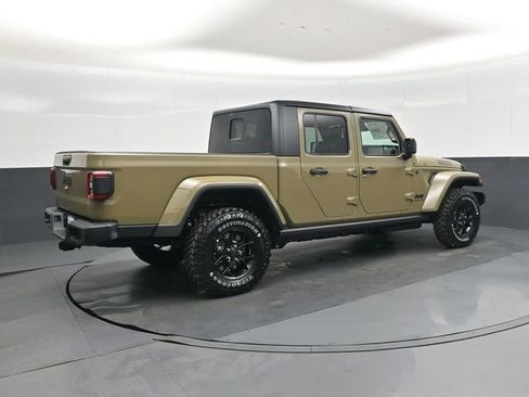 New 2026 Jeep Gladiator Sport AWD/4WD image 4