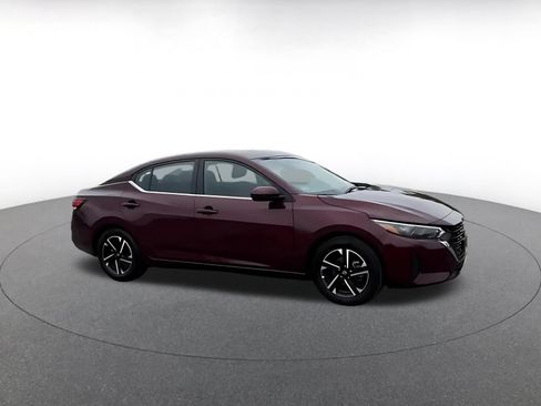 Used 2025 Nissan Sentra SV FWD image 2