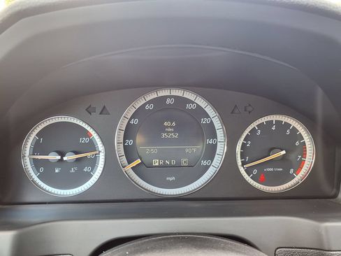 Used 2008 Mercedes-Benz C 300 Sedan image 28