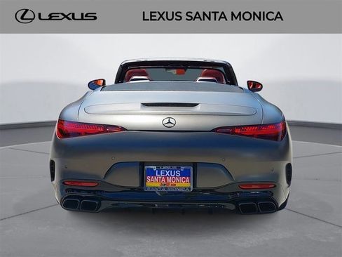 Used 2022 Mercedes-Benz SL 63 AMG 4MATIC w/ Driver Assistance Package image 6