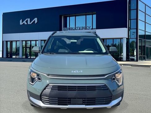 New 2026 Kia Niro EX image 8