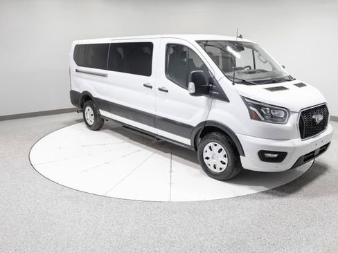 Used 2023 Ford Transit 350 XLT image 26