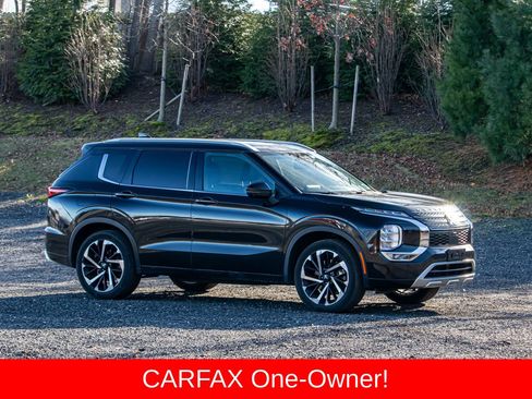 Used 2022 Mitsubishi Outlander SEL image 11