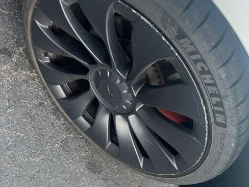 Used 2023 Tesla Model 3 Performance AWD/4WD image 3