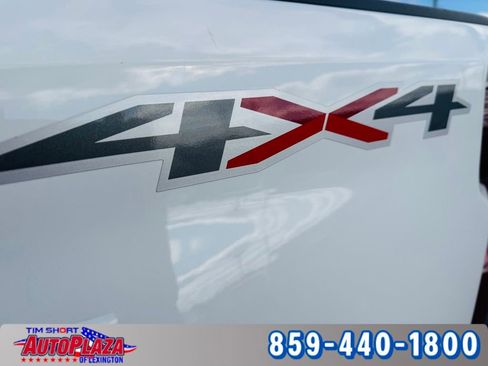 Used 2021 Chevrolet Silverado 2500 LT w/ Fleet Comfort Package image 17