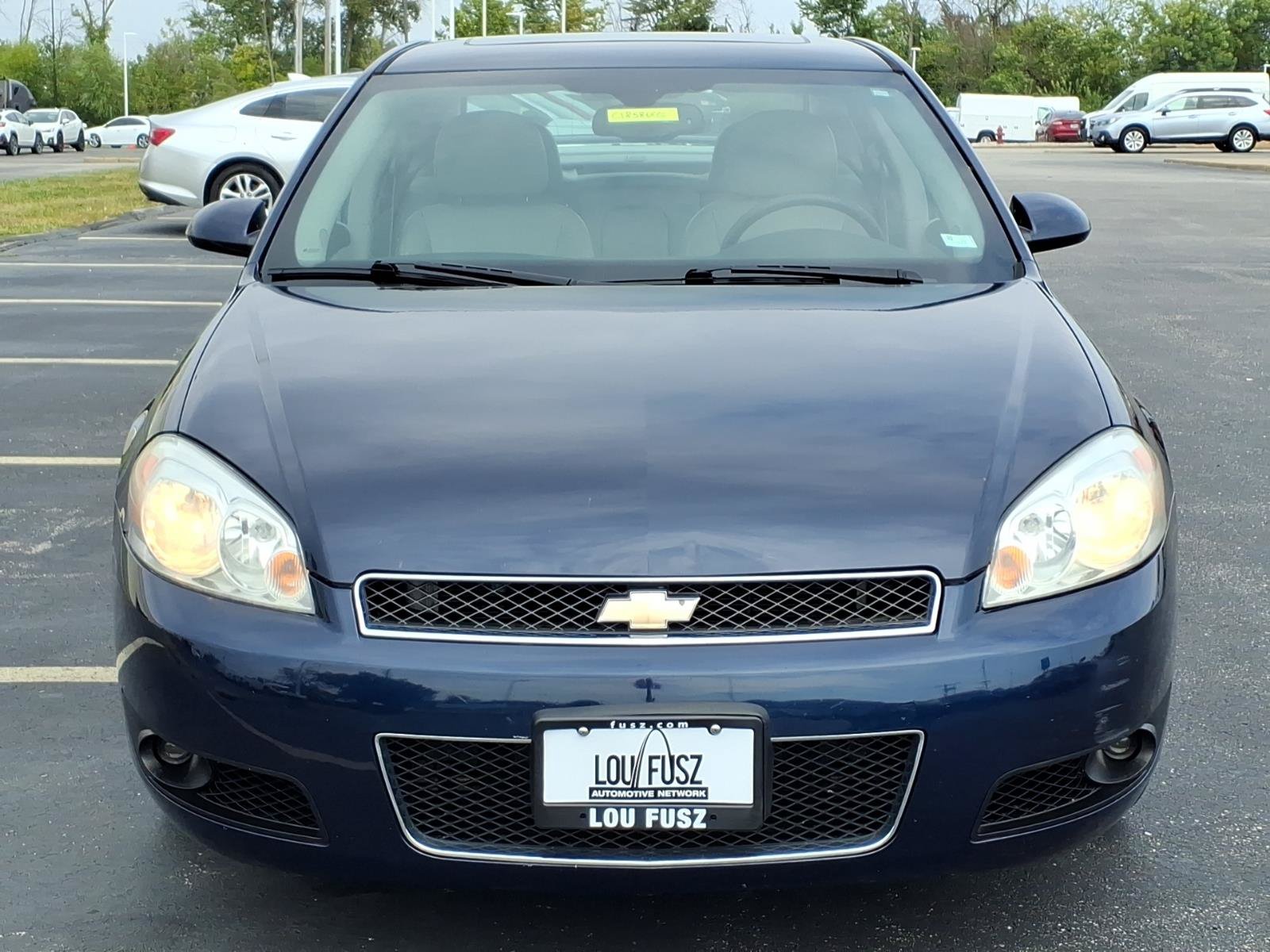 Used 2012 Chevrolet Impala LTZ FWD image 32