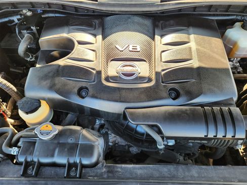 Used 2021 Nissan Armada SL image 32