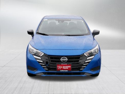 Used 2024 Nissan Versa S w/ Trunk Package FWD image 2
