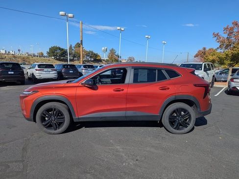 Used 2024 Chevrolet Trax ACTIV w/ Driver Confidence Package image 7