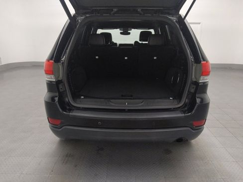 Used 2019 Jeep Grand Cherokee Laredo w/ Laredo X Package image 29