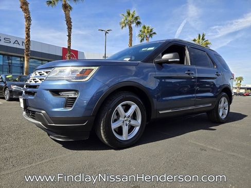 Used 2019 Ford Explorer XLT w/ Equipment Group 201A image 2