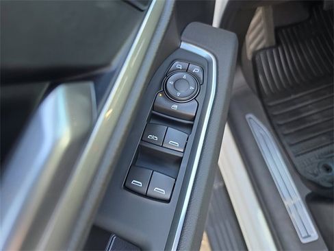 New 2026 GMC Sierra 1500 Elevation image 17