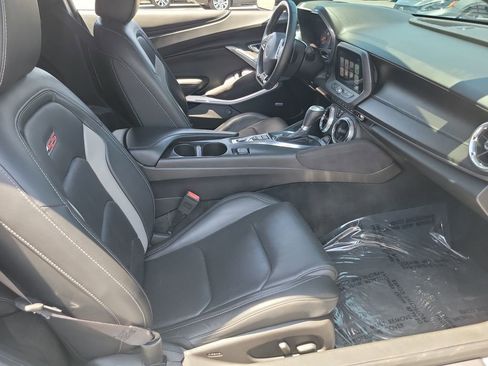 Used 2017 Chevrolet Camaro SS RWD image 20