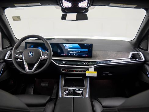 New 2026 BMW X5 xDrive50e w/ Executive Package image 10