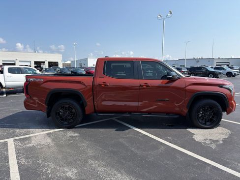 Used 2025 Toyota Tundra Limited w/ TRD Off-Road Package AWD/4WD image 7